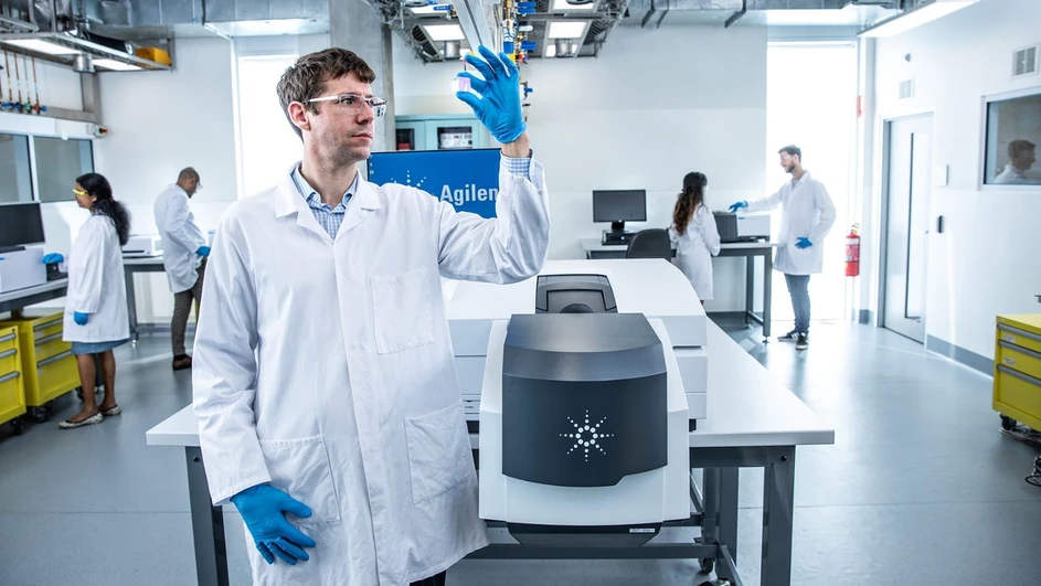 Agilent Technologies: Absolute Specular Reflectance made Easy in UV-Vis-NIR