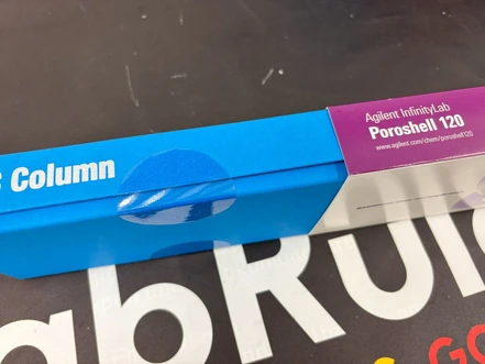 Agilent HPLC kolona s ID InfinityLab Poroshell 120 EC-C18, 4,6 x 100 mm, 2,7 μm, 695975-902T (Nová)