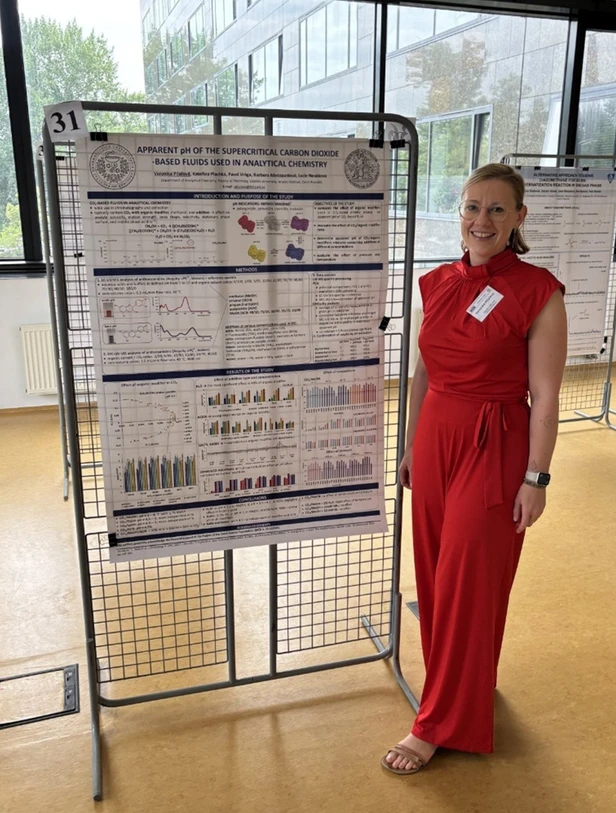 Archiv PharmDr. Veroniky Pilařové, Ph.D.: Dr. Veronika Pilařová z výzkumné skupiny Analytical Chemistry Group si z letošního Chiranalu přivezla cenu za 2. místo v Best Poster Award