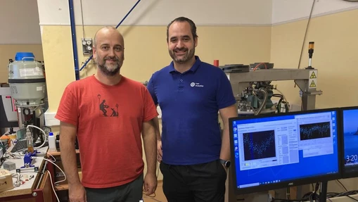 Odhalí počínající rez na suchu i pod hladinou. Čeští vědci upravují laboratorní spektrometr pro průmysl