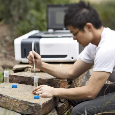 Agilent Cary 60 UV-Vis spektrofotometr