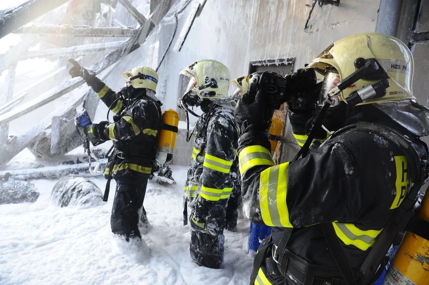 <p>HZS/IOOLB: Dekontaminace techniky kontaminované PFAS v rámci HZS ČR</p>