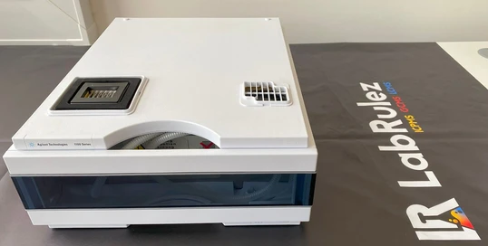 Agilent 1100 Series HPLC autosampler thermostat G1330B (Repasovaný)