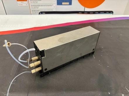 Agilent dvoukanálový vakuový odplyňovač pro HPLC systémy Agilent 1260 Infinity II, G7112-60070 (Repasovaná)