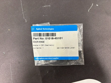 Agilent Pant dveří pro přední sestavu přístroje Agilent G7100A CE, 01018-45101 (Nový)