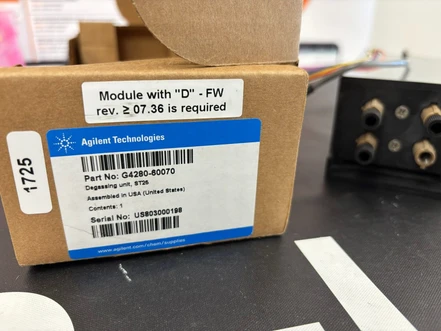 Agilent HPLC odplyňovač, G4280-60070 (Bazar)