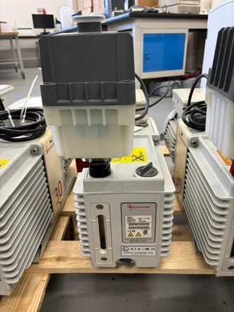 Edwards E2M28 Vacuum Pump Dual Stage (Bazar)