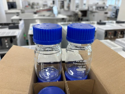 VWR Laboratorní láhve s úzkým hrdlem a šroubovacím uzávěrem, 100 ml  (Nové)