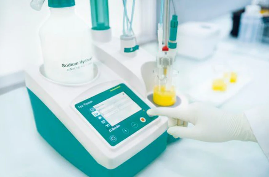 Metrohm: Snadné ovládání Eco Titrátoru díky dotykovému displeji a připraveným titračním metodám