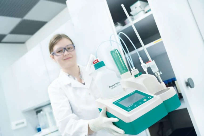 Metrohm: Robustní Eco Titrátor můžete snadno přenášet