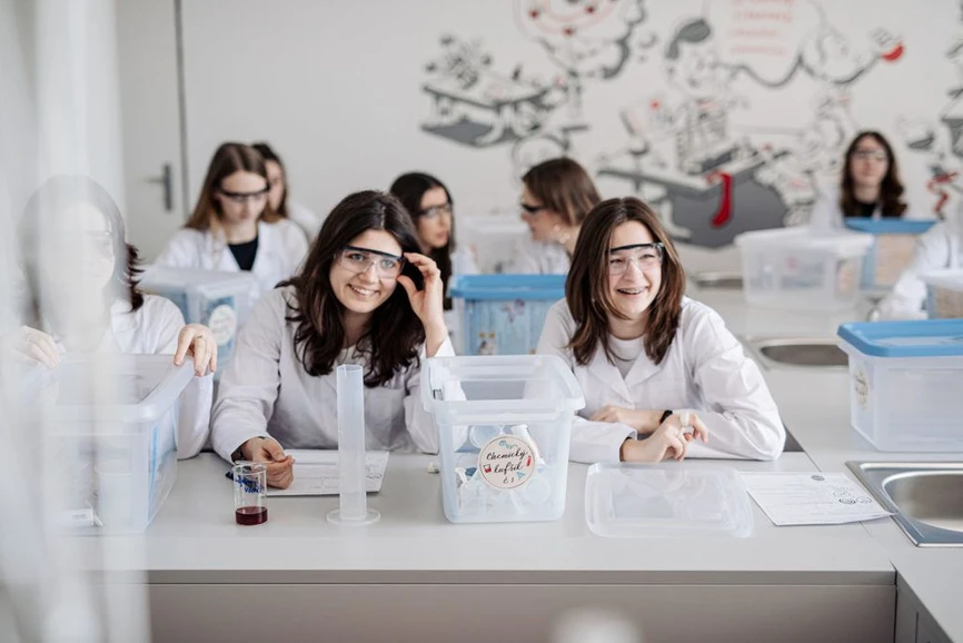 <ul><li><strong>Foto:</strong> Nadace Experientia: TOP 25 projektů pro rok 2024</li></ul>