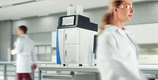 Stanovení bromičnanů, chloritanů, chlorečnanů a dalších aniontů v pitných vodách pomocí IC Integrion