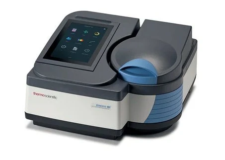 Thermo Scientific GENESYS 180 UV-VIS spektrofotometr