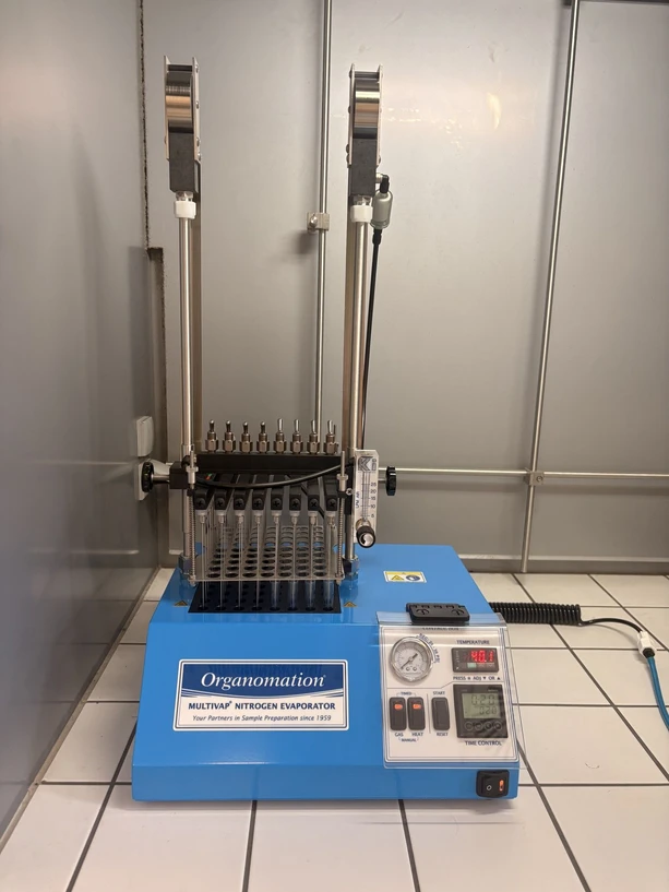 SPADIA LAB: Organomation 80 pozicový dusíkový koncentrátor MULTIVAP®