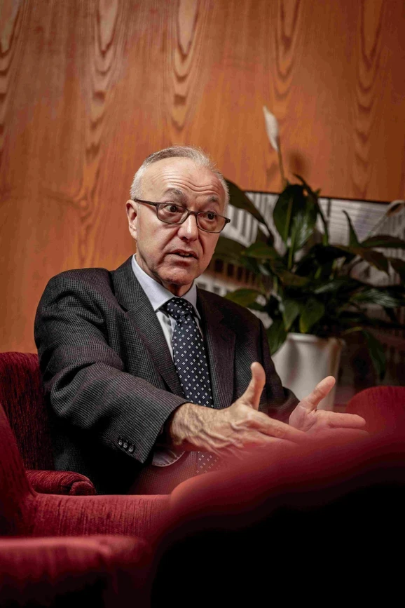 UK Forum/Hynek Glos: Děkan z Harvardu vzkazuje: Zaměřte se na excelenci