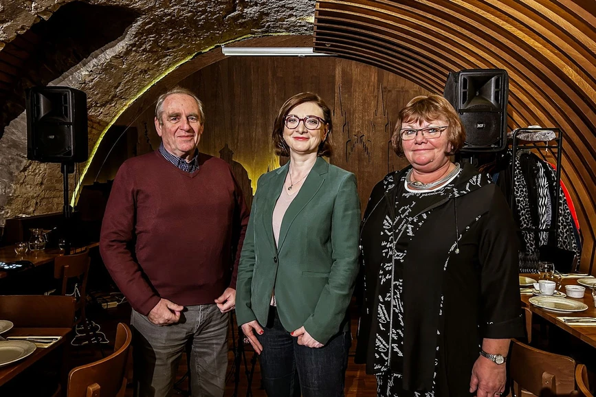 ÚOCHB/Tomáš Belloň: Podcast CHEmic #49 – O mozku ještě hodně nevíme, obezitu ale léčit umíme.