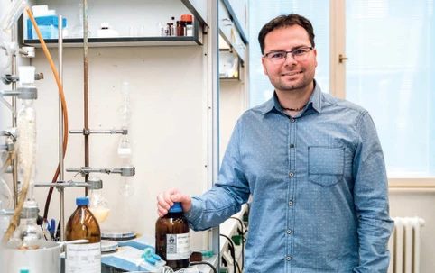 Na padělané léčivo z  DARKNETU Vám faktura nepřijde