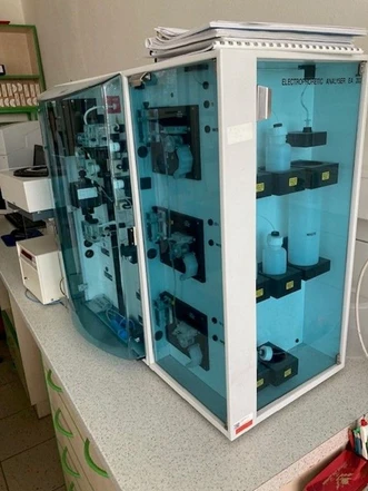 Villa Labeco ITP-CZE EA 202M elektroforetický analyzátor (Testováno)