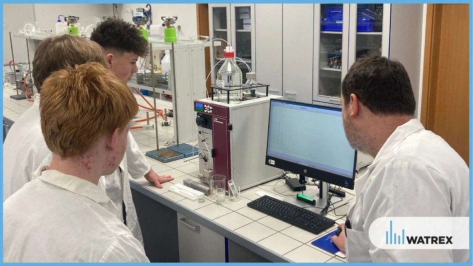 Watrex Praha: Obr. 2: Iontový chromatograf Sykam pro analýzu aniontů, zprostředkovaný firmou Watrex Praha, zařazen do výuky na SŠRV Třeboň.