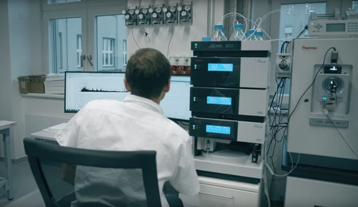 Výzkumný program – Molekuly a materiály pro život