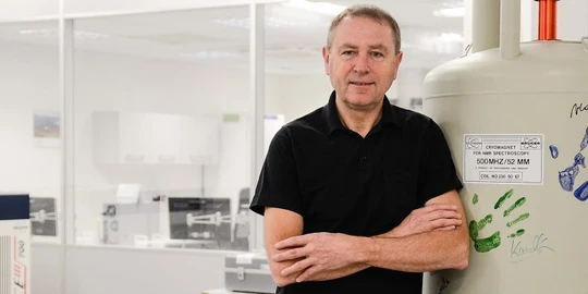 Profesor Vladimír Sklenář sedmdesátiletý